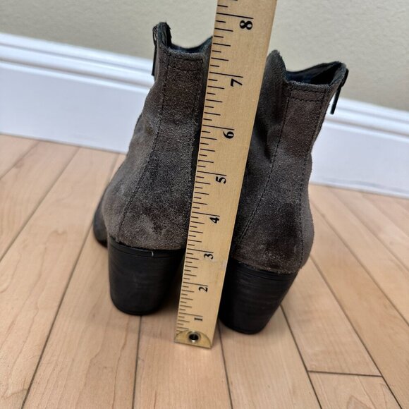 BORN Short Western Cowboy Booties Boots Round Toe Size 7.5 M - Picture 7 of 10